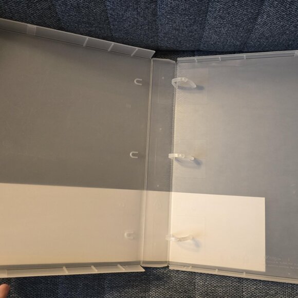 Crafter's Companion EZBinder Full Size 3 Ring Binder Die & Rubber Stamp Storage - Picture 4 of 4